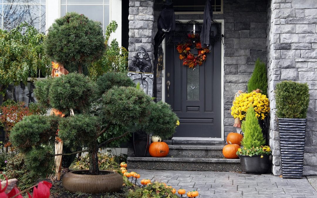 5 Halloween Decorating Safety Tips